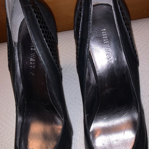 Nine West Black Heels, Size 8.5M - Picture 3 of 7